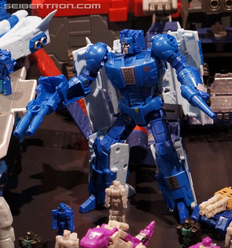 Toy Fair 2016: Titans Return - Transformers Event: Titans Return 068b