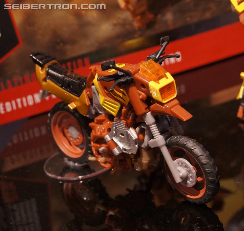 Toy Fair 2016: Titans Return - Transformers Event: Titans Return 087a