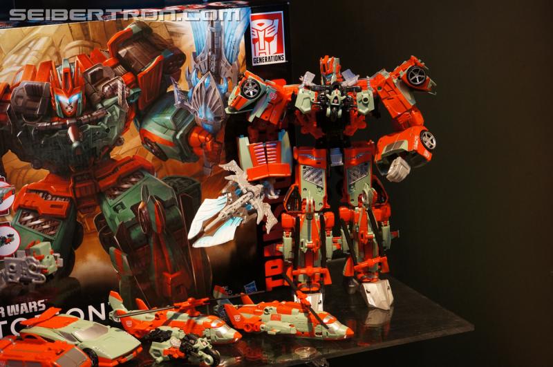 Toy Fair 2016: Titans Return - Transformers Event: Titans Return 101