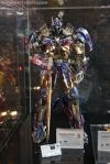 Toy Fair 2016: Kids Logic Devastator & Constructicons and Comicave Studios AOE Optimus Prime & Bumblebee - Transformers Event: Comicave Aoe Optimus Prime+bumblebee 004