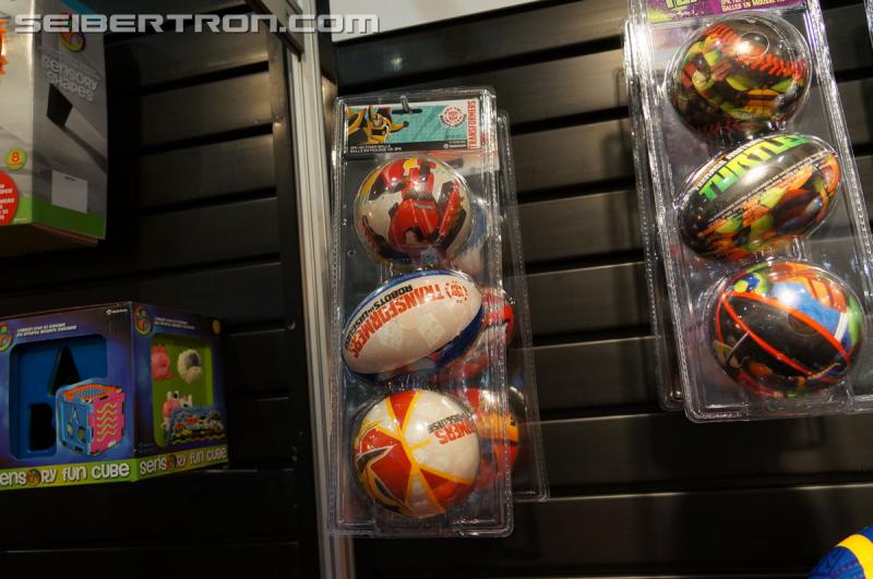 Toy Fair 2016: Miscellaneous Transformers Related Products - Transformers Event: Miscellaneous Transformers Related Products 017