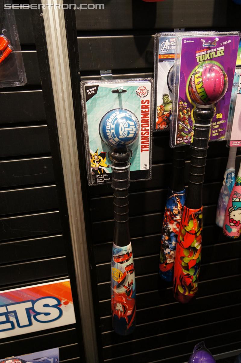 Toy Fair 2016: Miscellaneous Transformers Related Products - Transformers Event: Miscellaneous Transformers Related Products 021