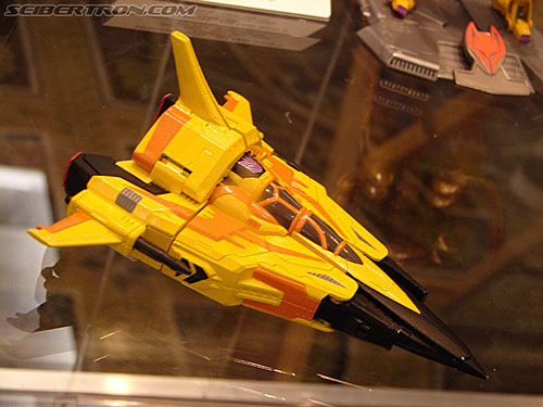 BotCon 2006: Hasbro's Toy Display Cases - Transformers Event: