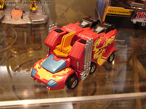 BotCon 2006: Hasbro's Toy Display Cases - Transformers Event: