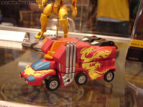 BotCon 2006: Hasbro's Toy Display Cases - Transformers Event: