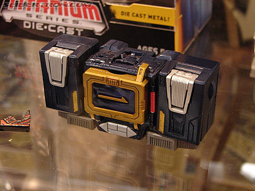 BotCon 2006: Hasbro's Toy Display Cases - Transformers Event:
