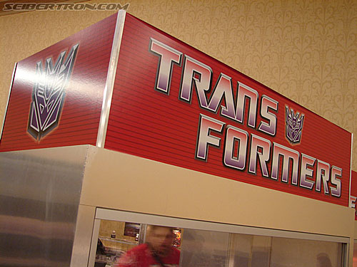 BotCon 2006: Hasbro's Toy Display Cases - Transformers Event: