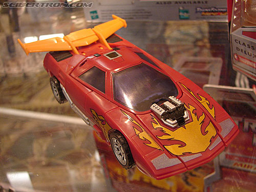 BotCon 2006: Hasbro's Toy Display Cases - Transformers Event:
