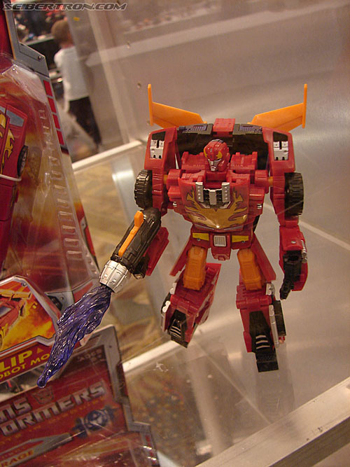 BotCon 2006: Hasbro's Toy Display Cases - Transformers Event: