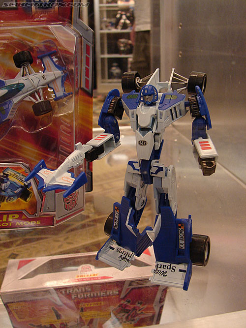 BotCon 2006: Hasbro's Toy Display Cases - Transformers Event: