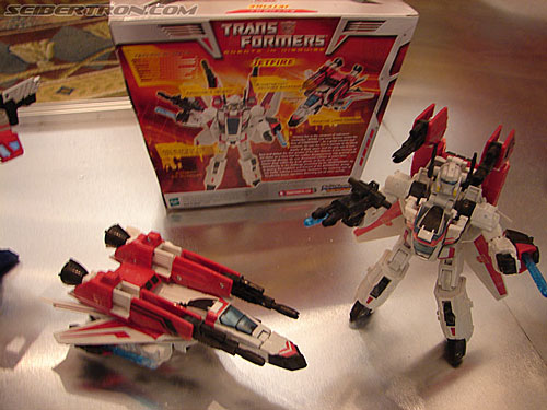 BotCon 2006: Hasbro's Toy Display Cases - Transformers Event:
