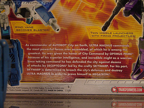 BotCon 2006: Hasbro's Toy Display Cases - Transformers Event: