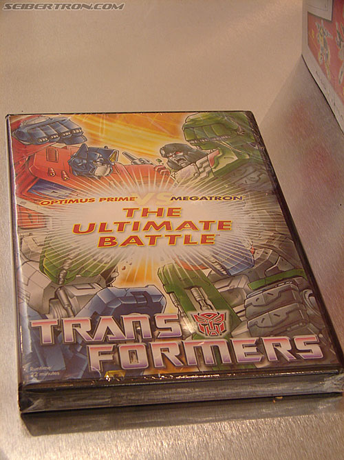 BotCon 2006: Hasbro's Toy Display Cases - Transformers Event: