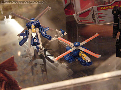 BotCon 2006: Hasbro's Toy Display Cases - Transformers Event: