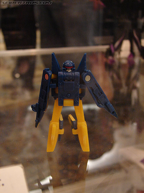 BotCon 2006: Hasbro's Toy Display Cases - Transformers Event: