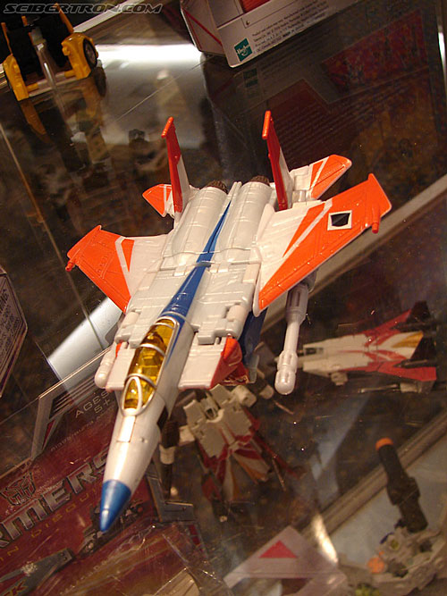 BotCon 2006: Hasbro's Toy Display Cases - Transformers Event: