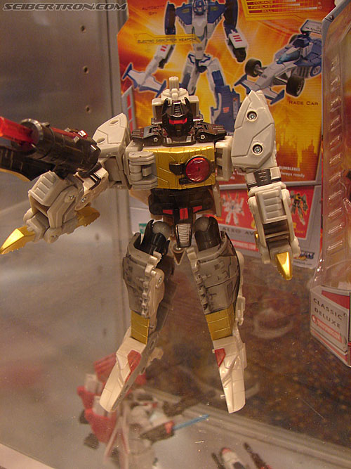 BotCon 2006: Hasbro's Toy Display Cases - Transformers Event: