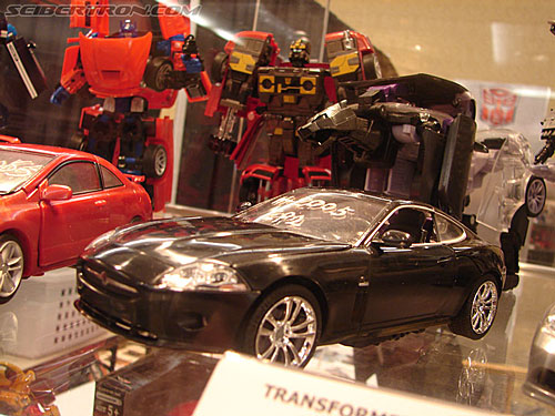 BotCon 2006: Hasbro's Toy Display Cases - Transformers Event: