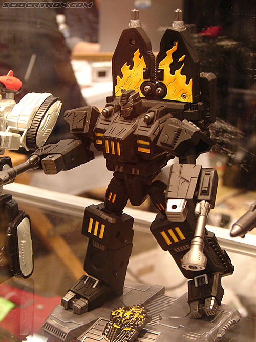 BotCon 2006: Hasbro's Toy Display Cases - Transformers Event:
