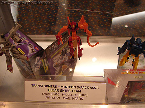 BotCon 2006: Hasbro's Toy Display Cases - Transformers Event: