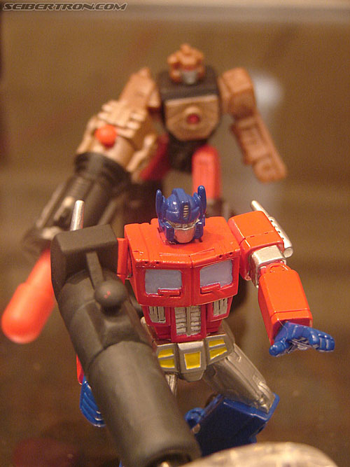 BotCon 2006: Hasbro's Toy Display Cases - Transformers Event: