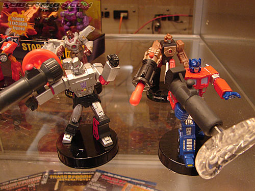 BotCon 2006: Hasbro's Toy Display Cases - Transformers Event: