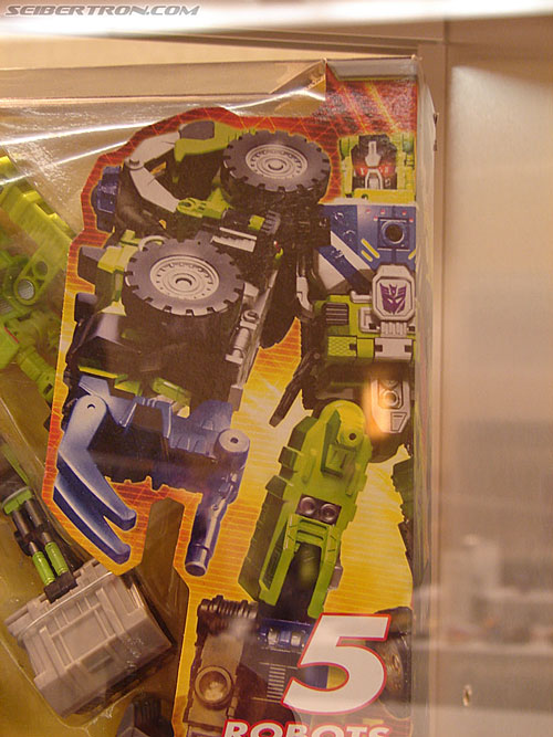BotCon 2006: Hasbro's Toy Display Cases - Transformers Event: