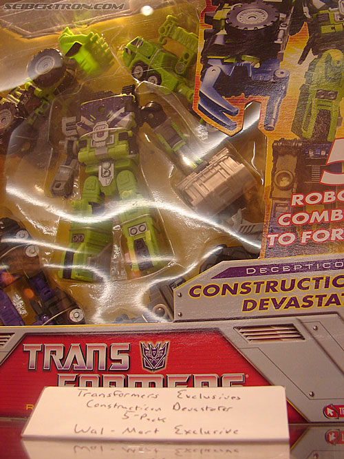 BotCon 2006: Hasbro's Toy Display Cases - Transformers Event:
