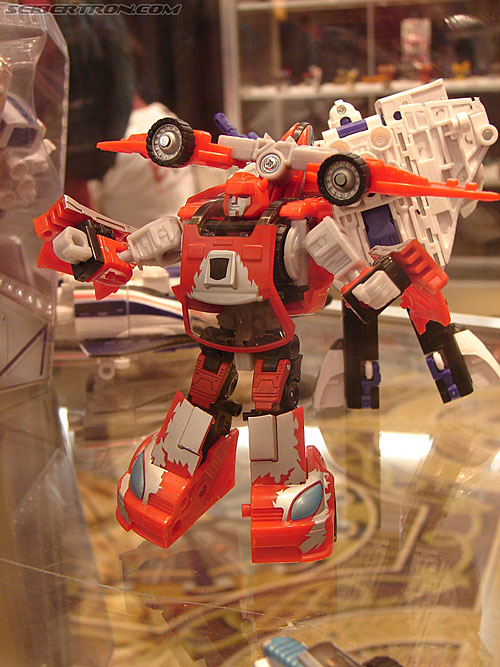 BotCon 2006: Hasbro's Toy Display Cases - Transformers Event: