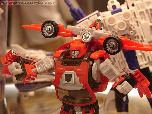 BotCon 2006: Hasbro's Toy Display Cases - Transformers Event: