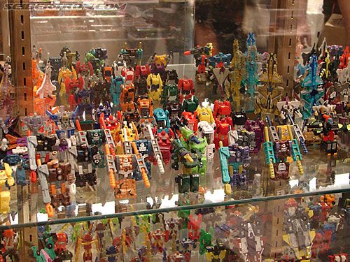 BotCon 2006: Hasbro's Toy Display Cases - Transformers Event: