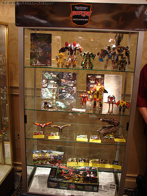 BotCon 2006: Hasbro's Toy Display Cases - Transformers Event:
