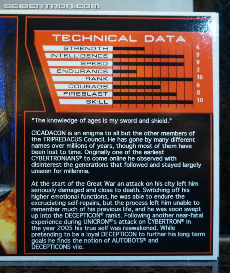 Botcon 2016: Dawn of the Predacus Box Set plus Attendee figure - Transformers Event: Dawn Of Predacus Box Set+attendee Figure 008