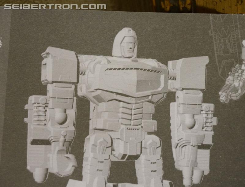 Botcon 2016: Dawn of the Predacus Box Set plus Attendee figure - Transformers Event: Dawn Of Predacus Box Set+attendee Figure 023