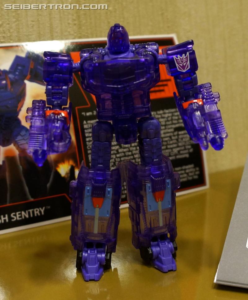 Botcon 2016: Dawn of the Predacus Box Set plus Attendee figure - Transformers Event: Dawn Of Predacus Box Set+attendee Figure 026