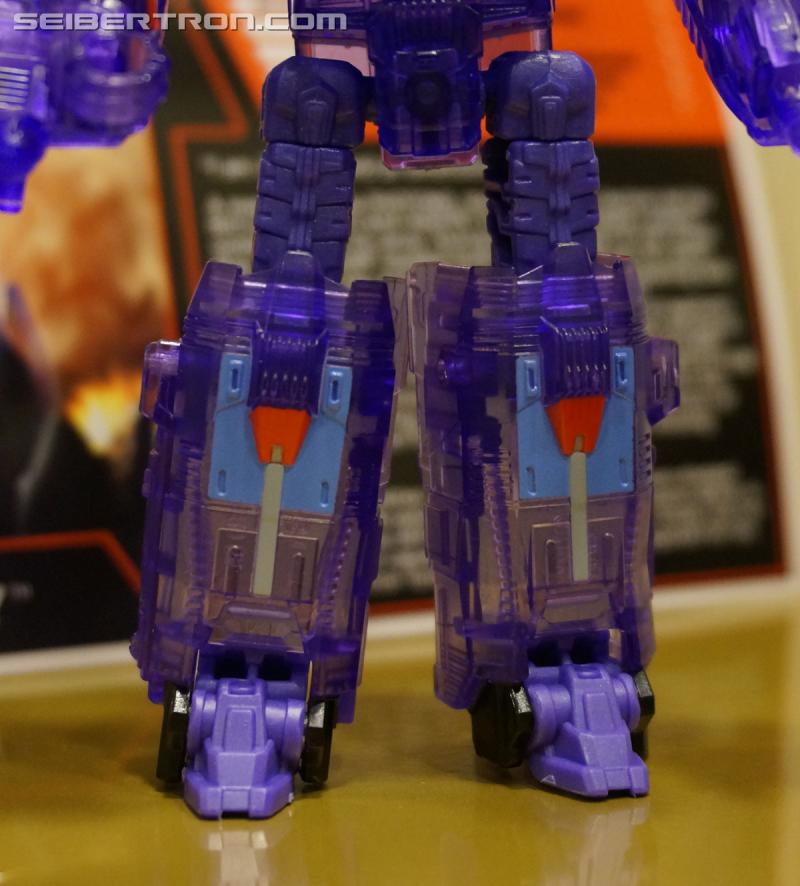 Botcon 2016: Dawn of the Predacus Box Set plus Attendee figure - Transformers Event: Dawn Of Predacus Box Set+attendee Figure 030