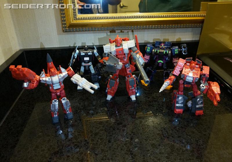 Botcon 2016: Dawn of the Predacus Box Set plus Attendee figure - Transformers Event: Dawn Of Predacus Box Set+attendee Figure 048