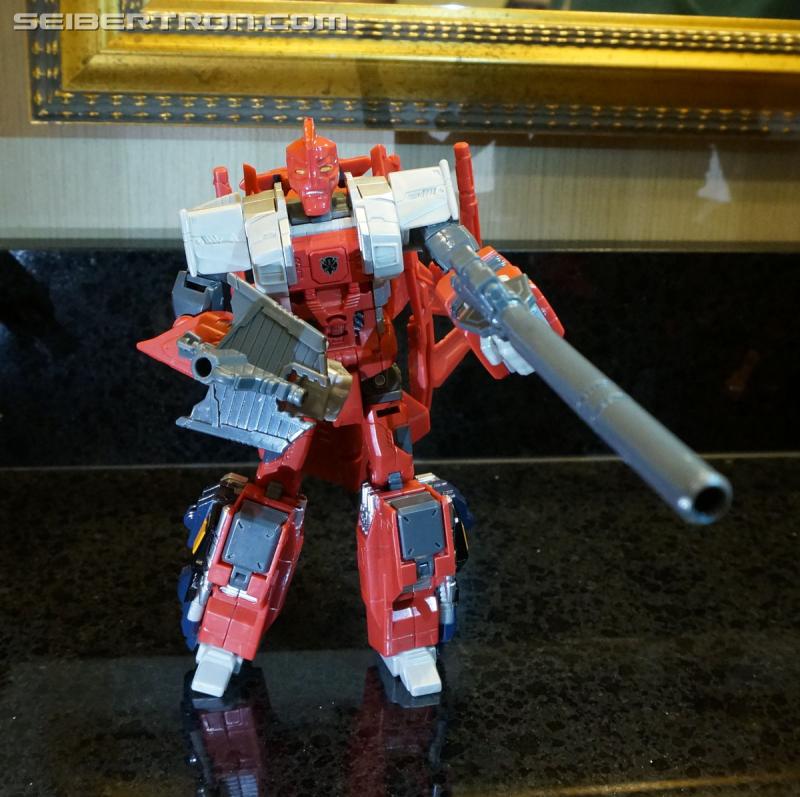 Transformers News: #BotCon16 'Dawn of the Predacus' Box Set Images: Tripredacus, Ravage, Tarantulas, plus Terrorsaur Transformers News: #BotCon16 'Dawn of the Predacus' Box Set Images: Tripredacus, Ravage, Tarantulas, plus Terrorsaur