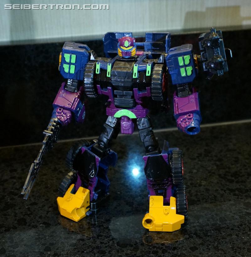 Transformers News: #BotCon16 'Dawn of the Predacus' Box Set Images: Tripredacus, Ravage, Tarantulas, plus Terrorsaur Transformers News: #BotCon16 'Dawn of the Predacus' Box Set Images: Tripredacus, Ravage, Tarantulas, plus Terrorsaur