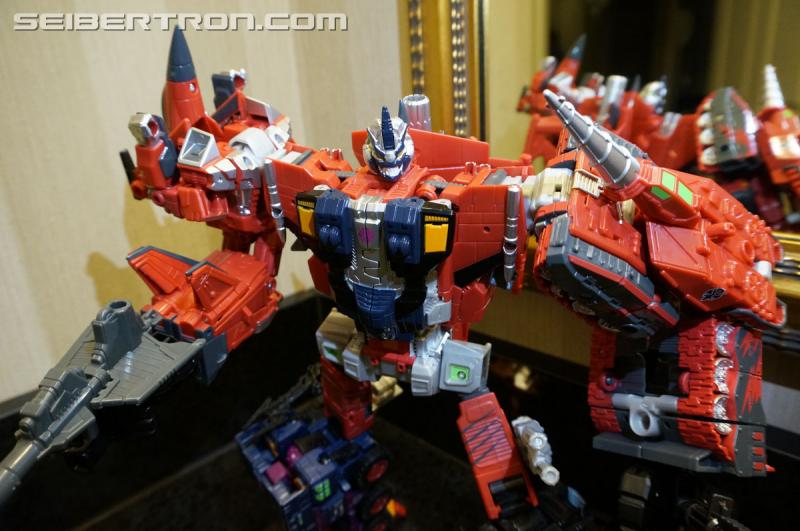 Botcon 2016: Dawn of the Predacus Box Set plus Attendee figure - Transformers Event: Dawn Of Predacus Box Set+attendee Figure 076