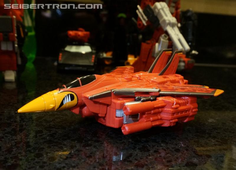 Botcon 2016: Dawn of the Predacus Box Set plus Attendee figure - Transformers Event: Dawn Of Predacus Box Set+attendee Figure 086