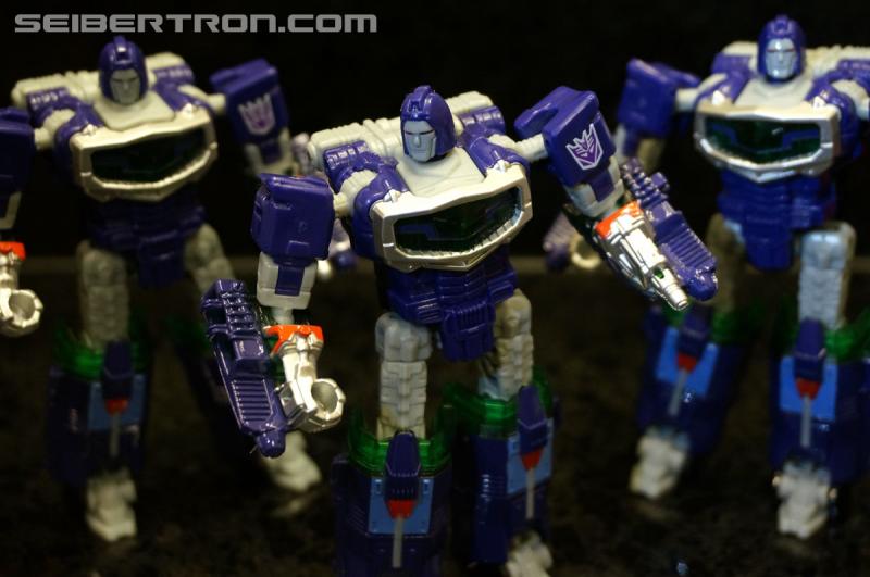 Botcon 2016: Souvenir Exclusives and Custom Class figure - Transformers Event: Souvenir Exclusives+custom Class Figure 017