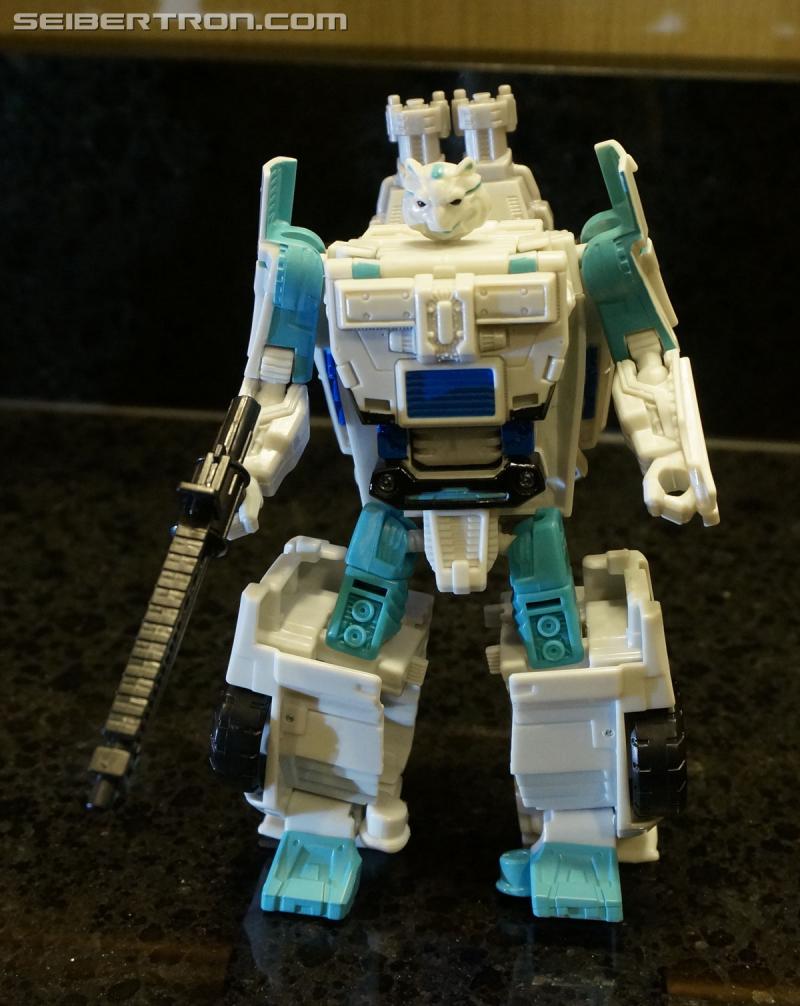 Botcon 2016: Souvenir Exclusives and Custom Class figure - Transformers Event: Souvenir Exclusives+custom Class Figure 035