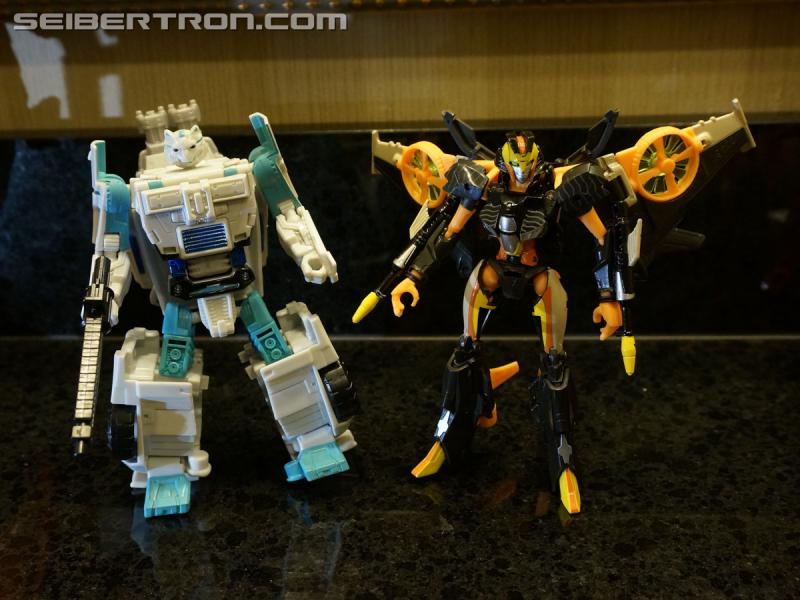 Botcon 2016 - Souvenir Exclusives and Custom Class figure