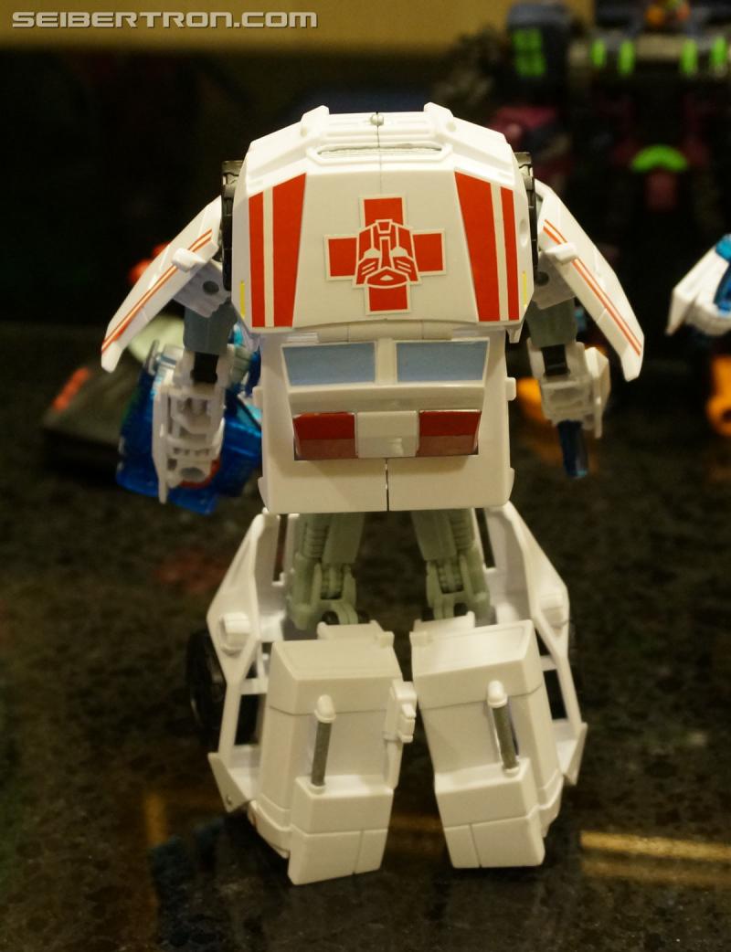 Botcon 2016: Souvenir Exclusives and Custom Class figure - Transformers Event: Souvenir Exclusives+custom Class Figure 061
