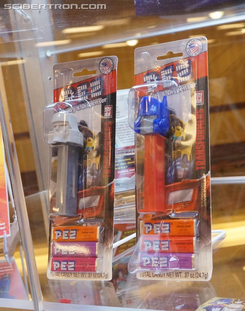Botcon 2016: Hasbro Display: Generations Alt-Modes Blind Packs - Transformers Event: Generations Alt Modes 015