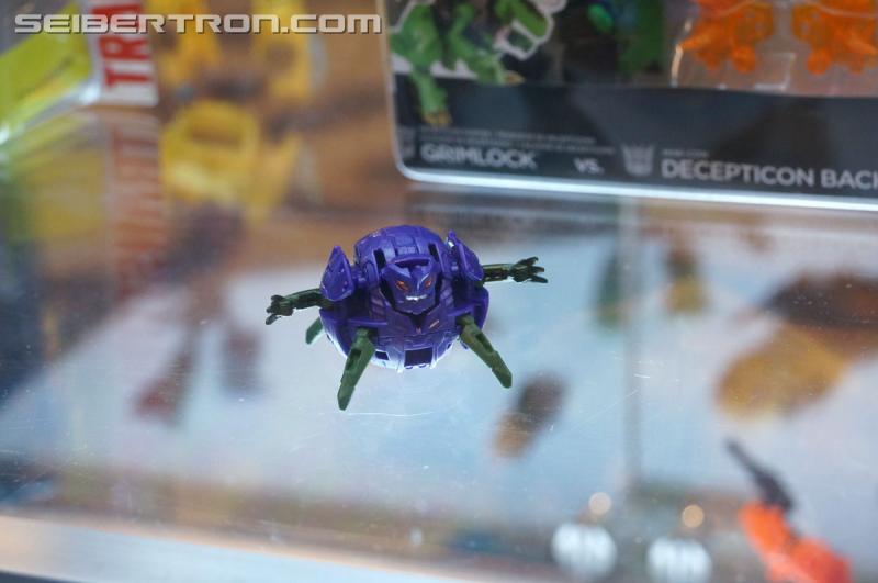 Botcon 2016: Hasbro Display: Robots In Disguise - Transformers Event: Robots In Disguise 004