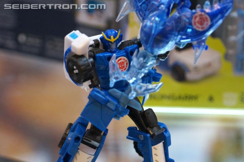 Botcon 2016: Hasbro Display: Robots In Disguise - Transformers Event: Robots In Disguise 010