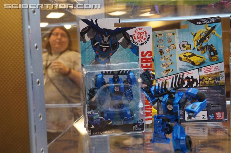Botcon 2016: Hasbro Display: Robots In Disguise - Transformers Event: Robots In Disguise 013
