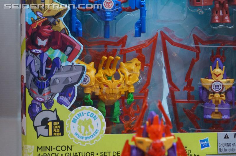Botcon 2016: Hasbro Display: Robots In Disguise - Transformers Event: Robots In Disguise 018